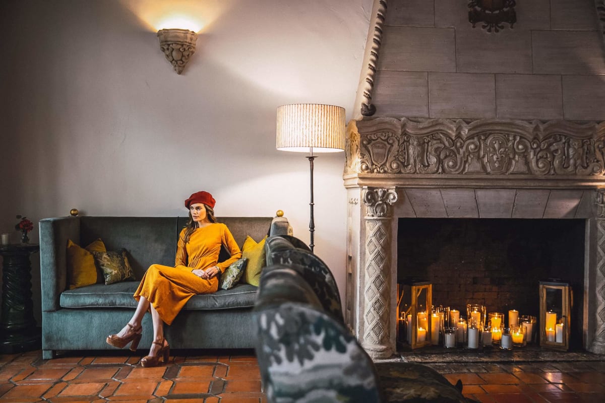 Furnished Apartments for Rent in Franklin Village, Los Angeles Villa